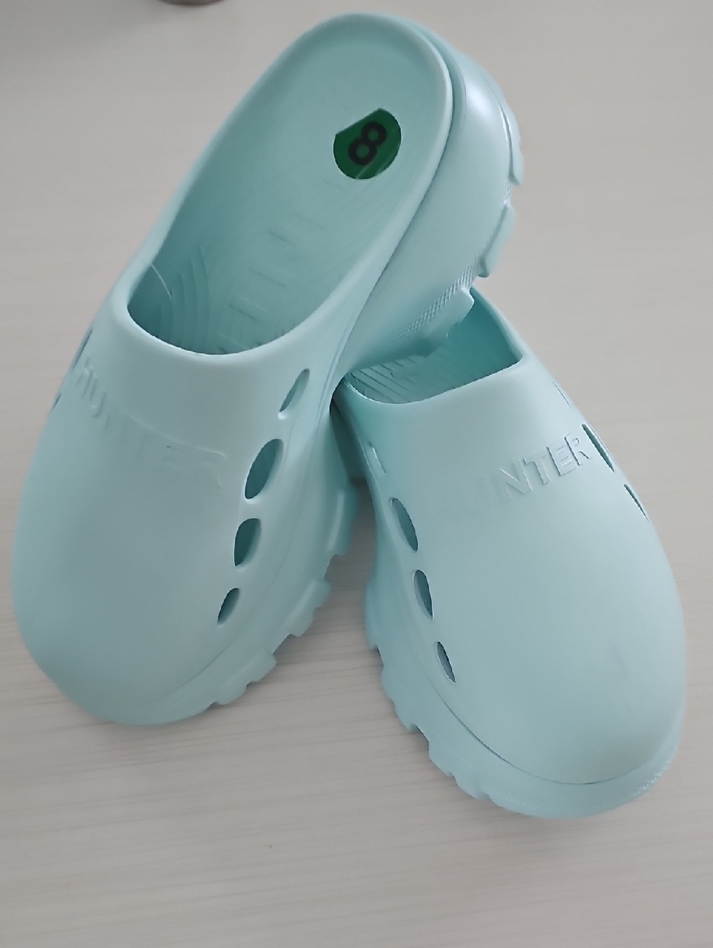 Hunter Slip-On Platform Clogs in Light Aqua. Sz 8